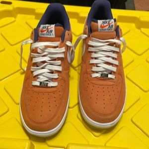 Nikeair lunarforce1 “world basketball” new never worn, has that new shoe smell